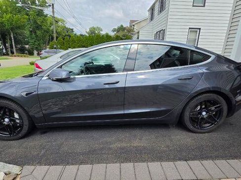 Used 2018 Tesla Model 3 Long Range AWD/4WD image 2