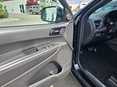 Used 2023 Dodge Durango GT image 23