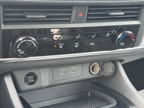 New 2026 Nissan Rogue S image 14