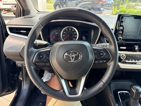 Used 2020 Toyota Corolla SE w/ SE Preferred Package FWD image 17
