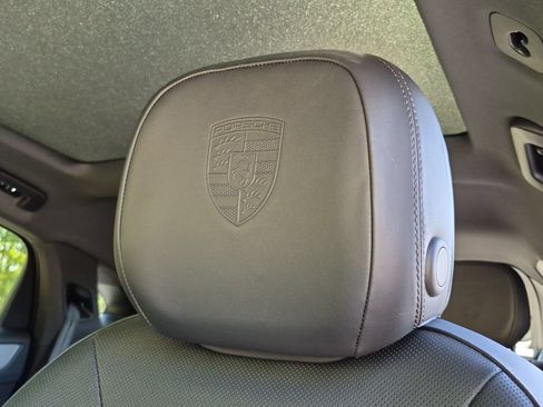 Certified 2026 Porsche Cayenne Coupe AWD/4WD image 6