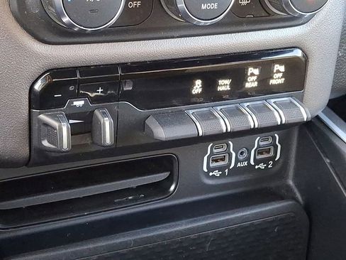 Used 2020 RAM 1500 Big Horn image 26