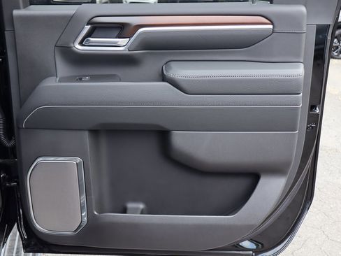 New 2026 GMC Sierra 2500 Denali w/ Denali Reserve Package image 24