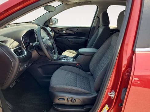 Used 2024 Chevrolet Equinox LT AWD/4WD image 9