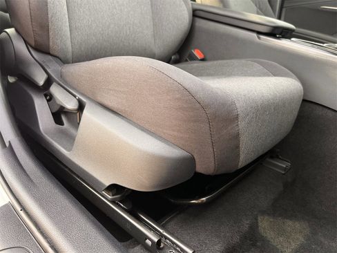 Used 2025 Toyota Camry LE image 26