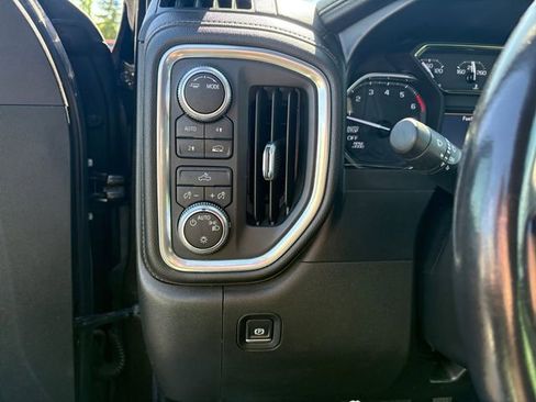 Used 2020 GMC Sierra 1500 SLE w/ SLE Value Package AWD/4WD image 19