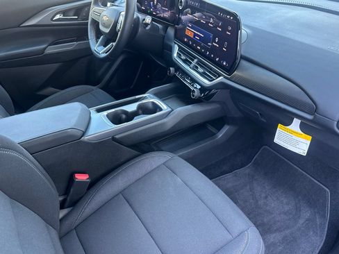 Used 2026 Chevrolet Equinox EV LT w/ Comfort Package AWD/4WD image 20