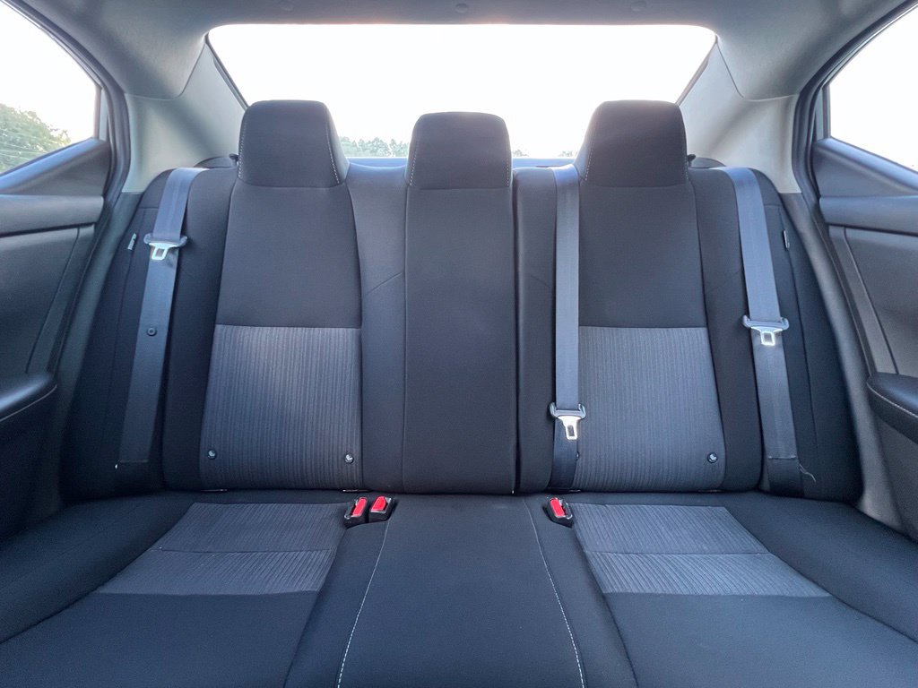 Used 2025 Nissan Sentra SV FWD image 11