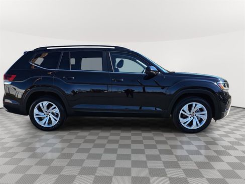 Certified 2023 Volkswagen Atlas SE w/ Panoramic Sunroof Package image 4