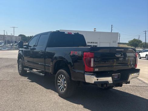 Used 2022 Ford F250 Lariat w/ Lariat Ultimate Package image 3