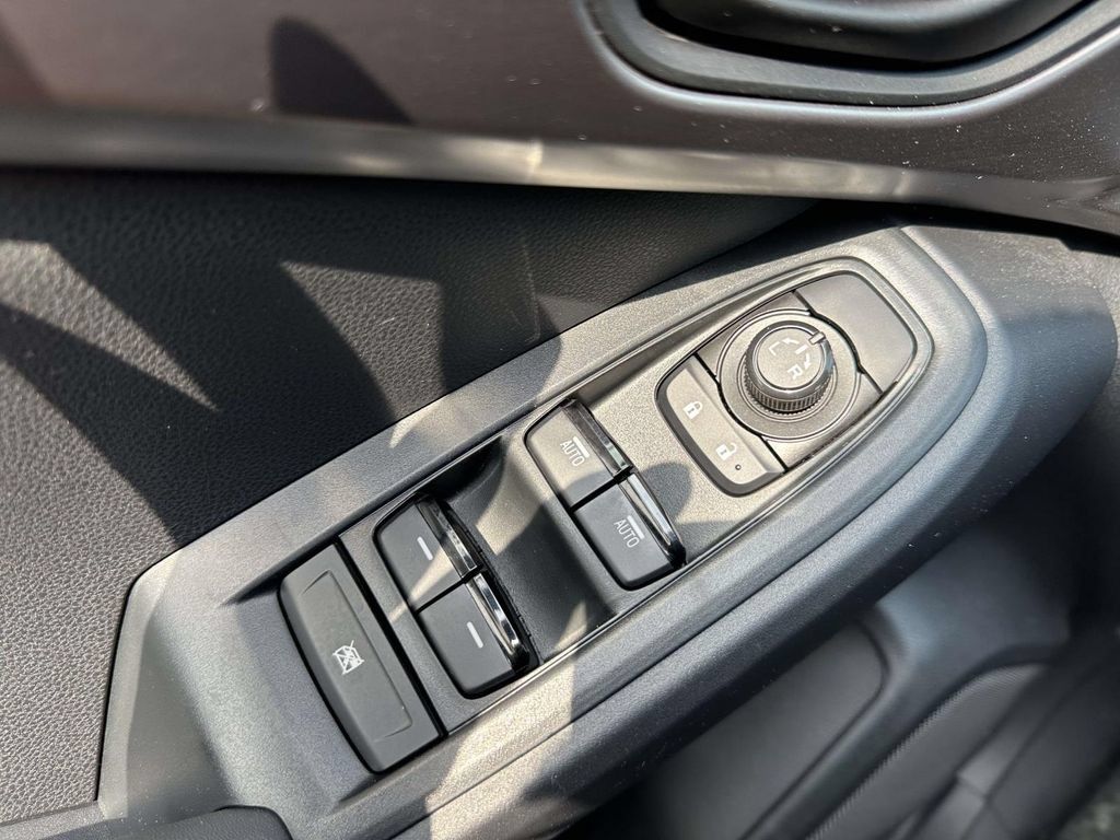 Certified 2024 Subaru Impreza 2.0i AWD/4WD image 31