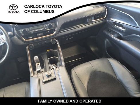 Used 2024 Toyota Grand Highlander AWD Hybrid image 19