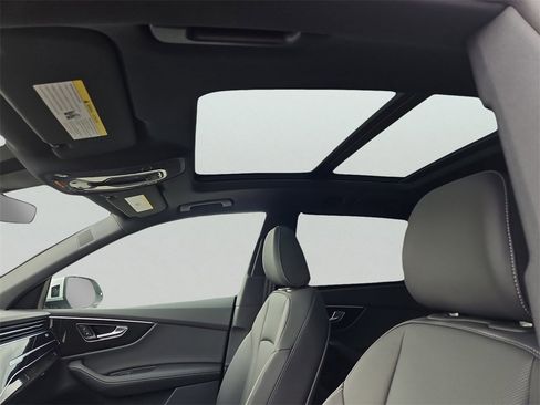 New 2026 Audi Q8 Premium Plus image 7
