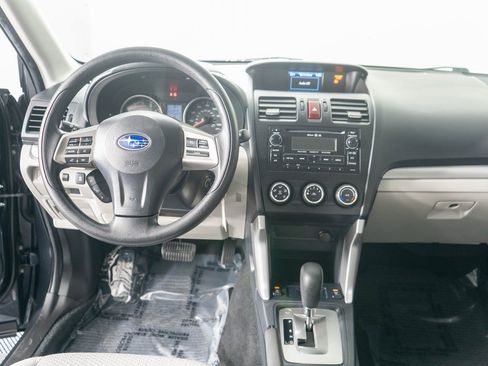 Used 2015 Subaru Forester 2.5i Premium w/ All-Weather Package image 12