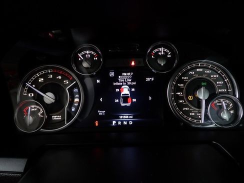 Used 2018 RAM 1500 Limited image 21