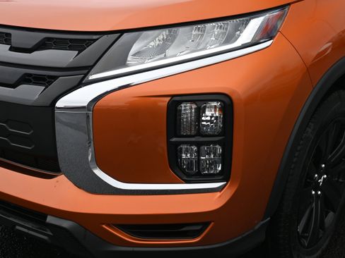 Used 2022 Mitsubishi Outlander Sport FWD image 11