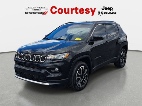 Certified 2023 Jeep Compass Limited AWD/4WD image 8