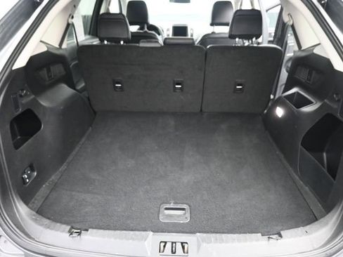 Used 2024 Ford Edge SEL image 6