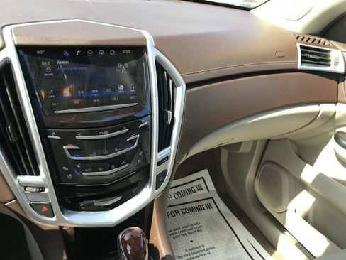 Used 2016 Cadillac SRX Premium w/ Driver Assist Package AWD/4WD image 16