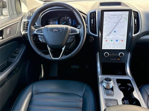 Used 2022 Ford Edge SEL w/ Sport Appearance Package image 21