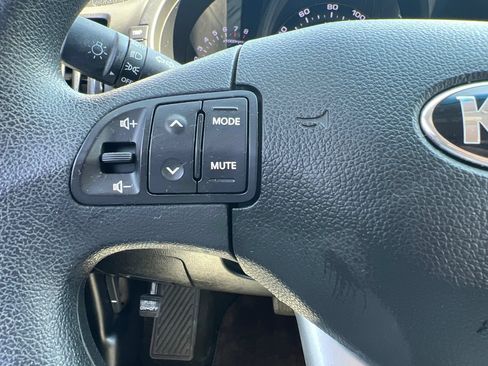 Used 2013 Kia Sportage FWD image 23