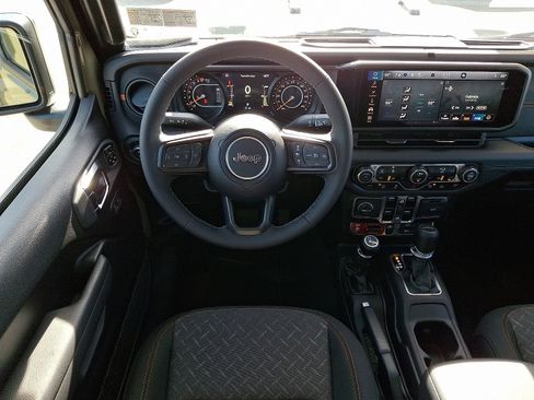 New 2025 Jeep Gladiator Mojave w/ Safety Group image 8