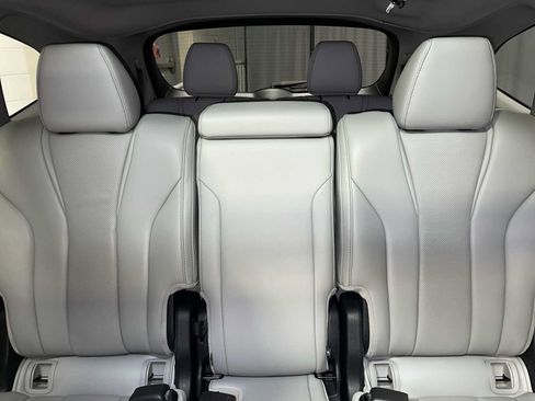 Used 2024 Acura MDX SH-AWD w/ Technology Package image 22