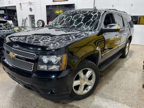 Used 2012 Chevrolet Suburban LTZ image 1