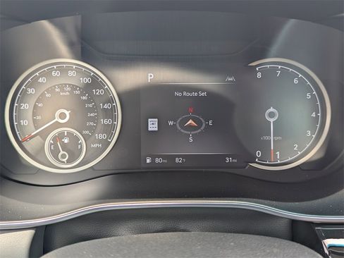 Used 2026 Genesis G70 2.5T image 18