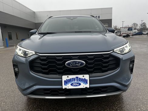 Used 2024 Ford Escape ST-Line Select w/ Tech Pack #1 image 3