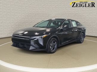 New 2026 Kia K4 FWD video 1