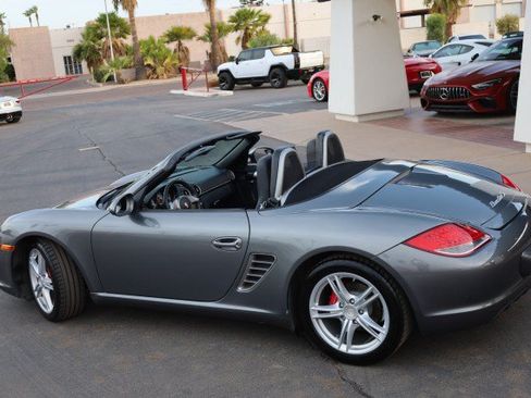 Used 2010 Porsche Boxster S RWD image 17