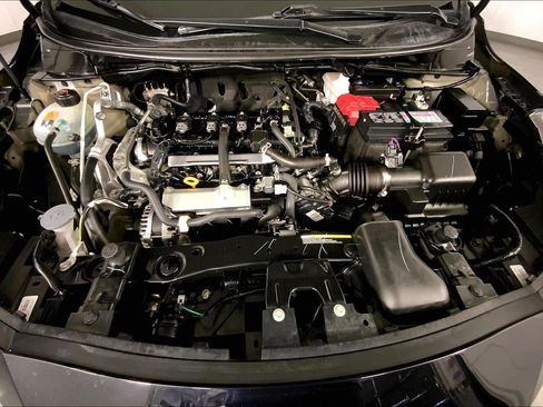 Used 2025 Nissan Versa SV FWD image 10