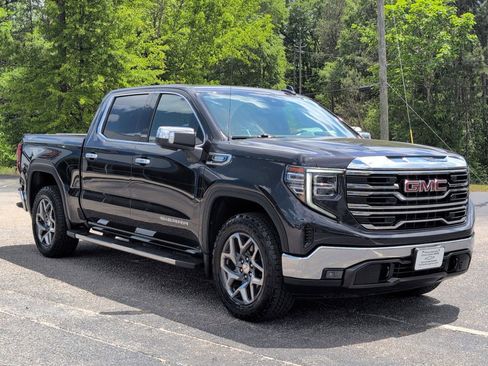 Used 2023 GMC Sierra 1500 SLT w/ SLT Premium Package AWD/4WD image 8