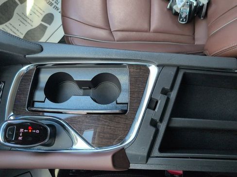 Used 2020 Buick Enclave Avenir w/ Avenir Technology Package AWD/4WD image 21