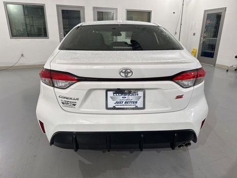 Used 2024 Toyota Corolla SE image 8