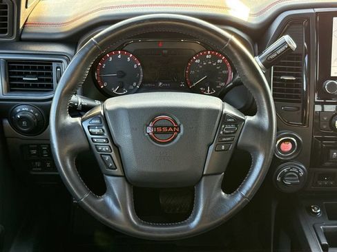 Used 2023 Nissan Titan PRO-4X w/ Pro-4x Convenience Package AWD/4WD image 13