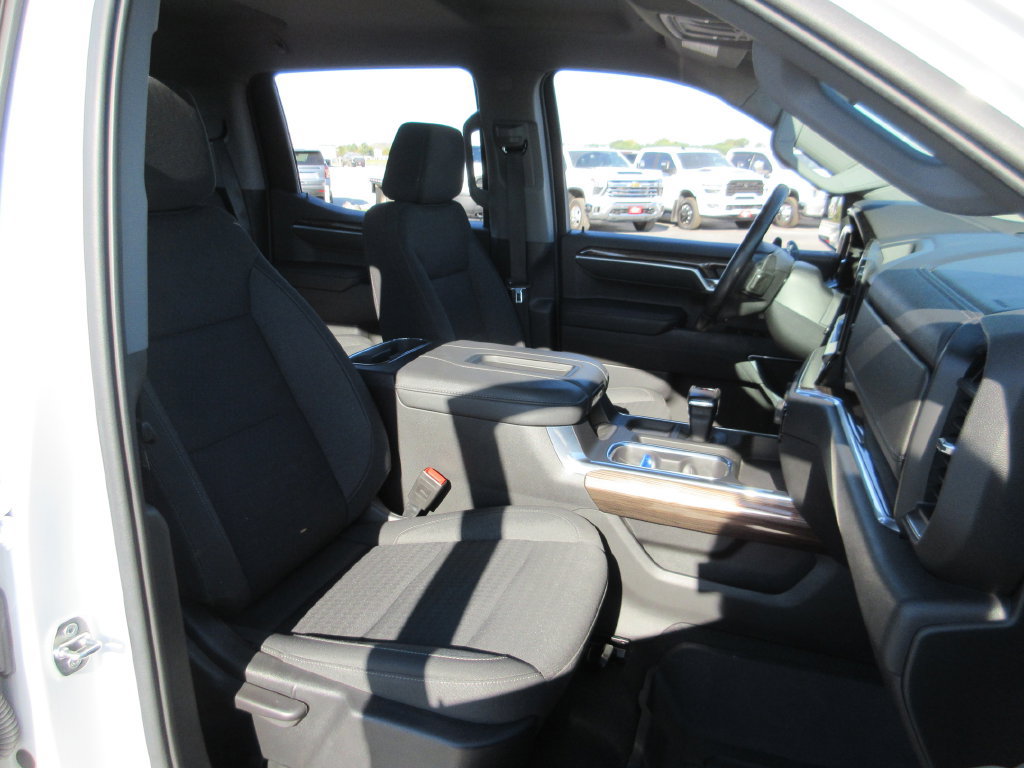 Certified 2022 Chevrolet Silverado 1500 LT AWD/4WD image 23