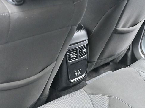 Used 2020 Dodge Charger SXT w/ Blacktop Package RWD image 27
