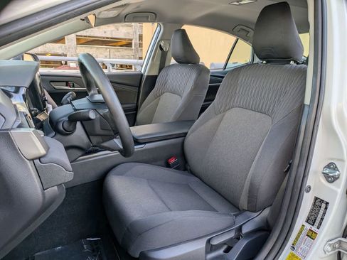 Used 2025 Toyota Camry LE image 23