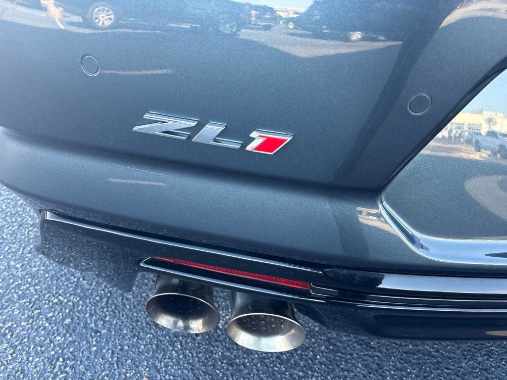 Used 2023 Chevrolet Camaro ZL1 RWD image 5