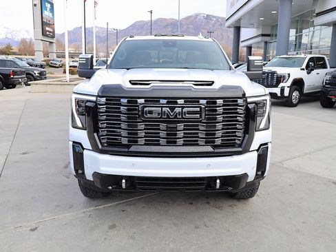 New 2026 GMC Sierra 3500 Denali Ultimate image 9