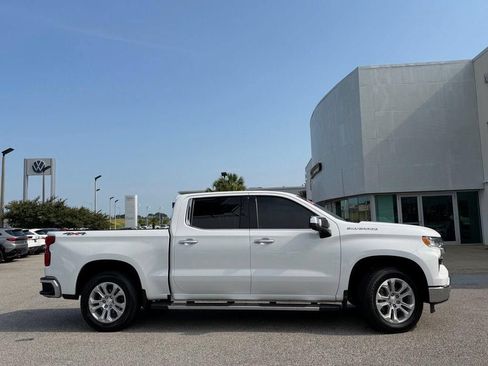 Used 2023 Chevrolet Silverado 1500 LTZ w/ Technology Package AWD/4WD image 4