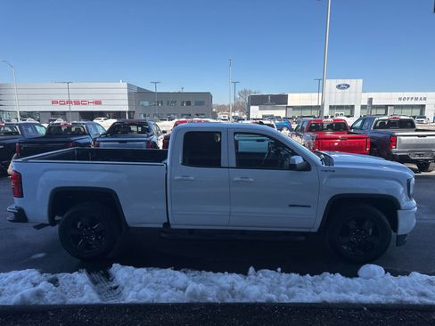 Used 2019 GMC Sierra 1500 Limited w/ Elevation Edition image 5