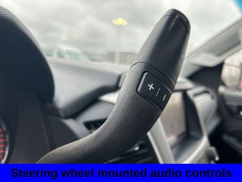 Used 2016 GMC Yukon SLT w/ Open Road Package image 12