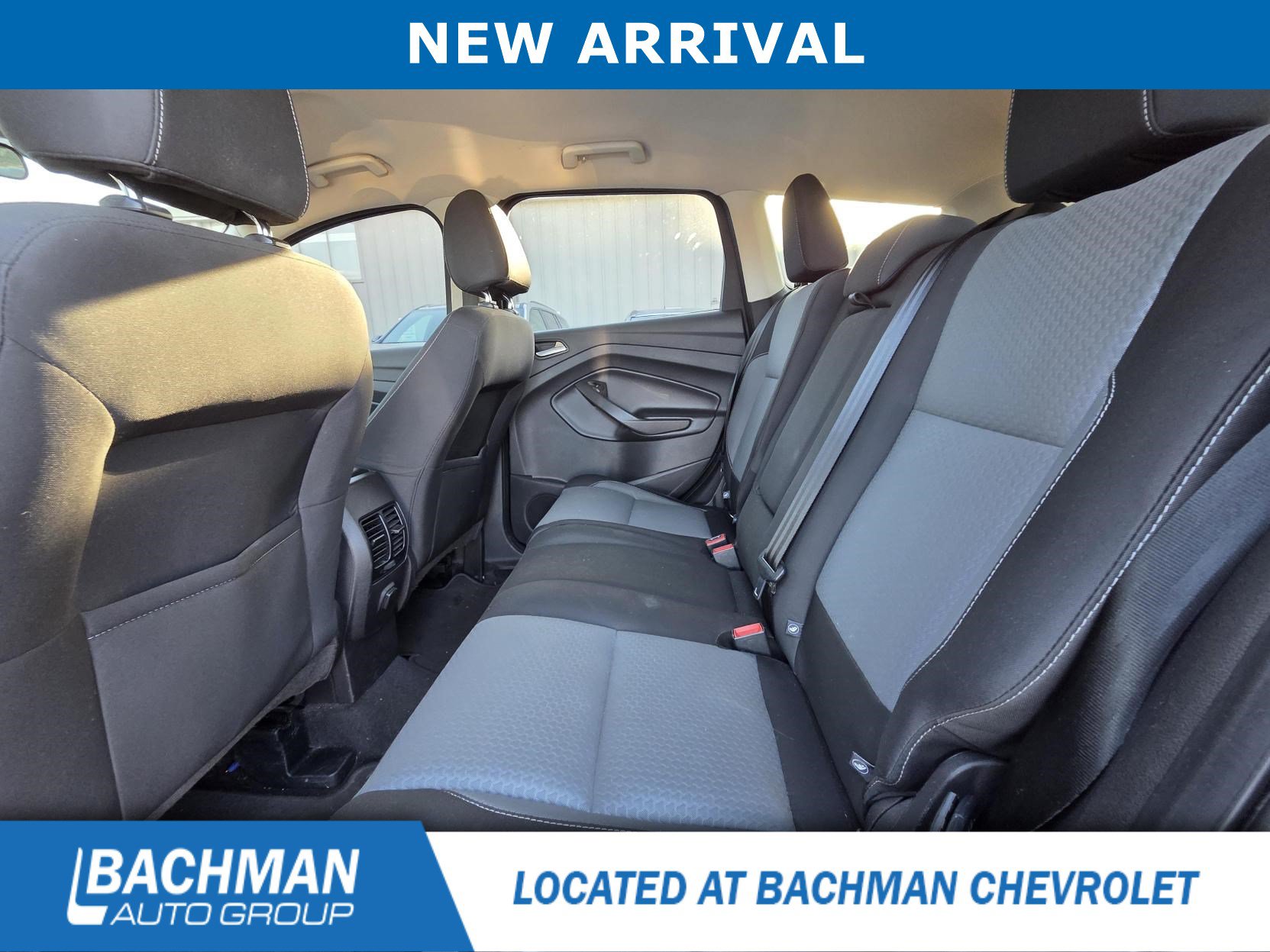 Used 2017 Ford Escape SE FWD image 8