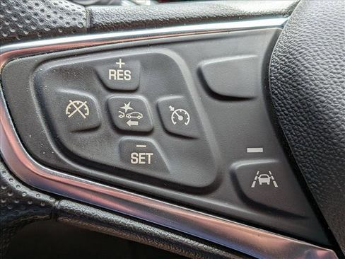 Used 2024 Chevrolet Malibu LT FWD image 11
