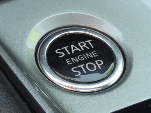 Used 2024 Nissan Altima 2.5 SV w/ SV Premium Package FWD image 31
