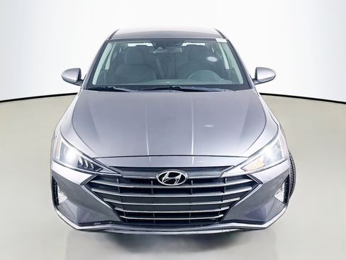 Used 2020 Hyundai Elantra SE w/ Cargo Package (C1) FWD image 2