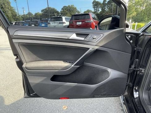 Used 2018 Volkswagen GTI S FWD image 17